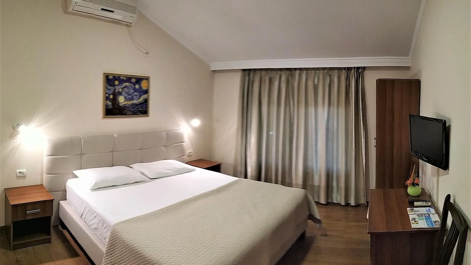 Hotel Viktoria Tirana Mjull-Bathore
