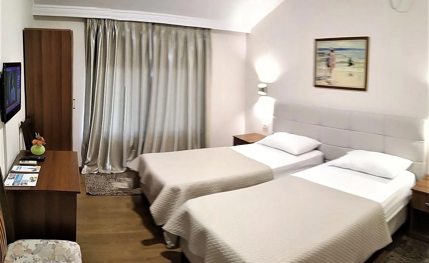 ***  Hotel Viktoria Tirana Mjull-Bathore Albania